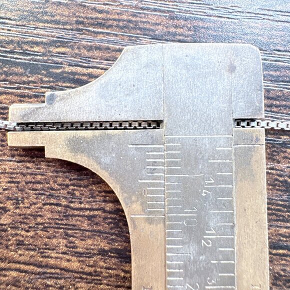 VTG Sterling Silver 925 Wrap Design Circle Pendant Necklace Size 18" Length - Picture 10 of 13